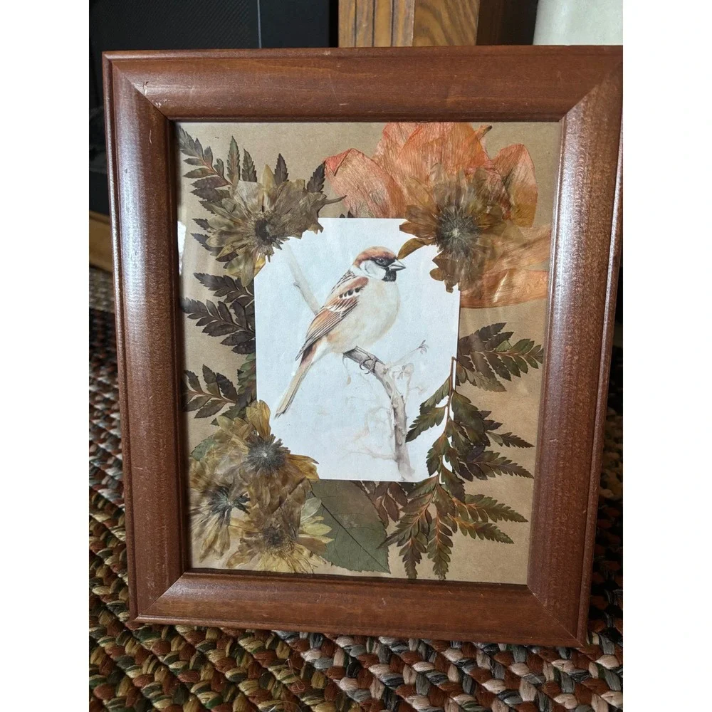 Vintage Framed Pressed Flower Bird Art Wood Frame Botanical Wall Decor 10x12
